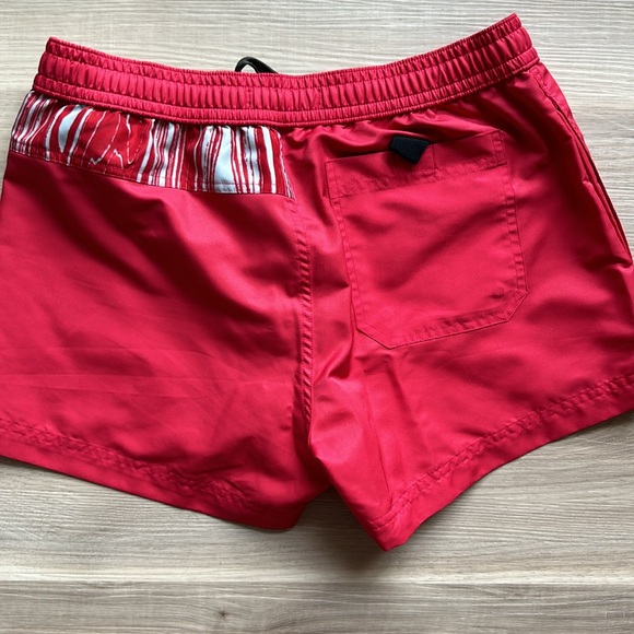 C-IN2 Red Board Shorts - Size Small - Picture 3 of 3